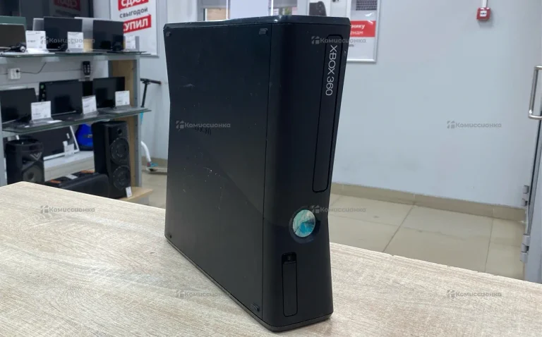 Приставка Xbox 360