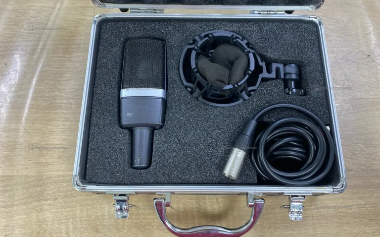 Микрофон AKG C214