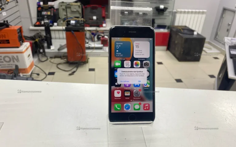 Apple iPhone 7 2/32 ГБ