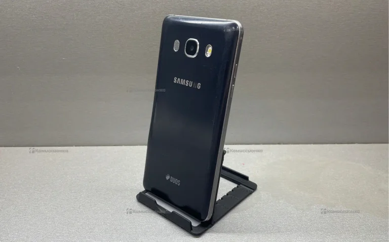 Samsung Galaxy J5 (2016) 2/16 ГБ