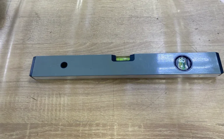 Ручной уровень