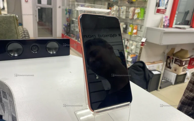 Apple IPhone XR 64Gb.
