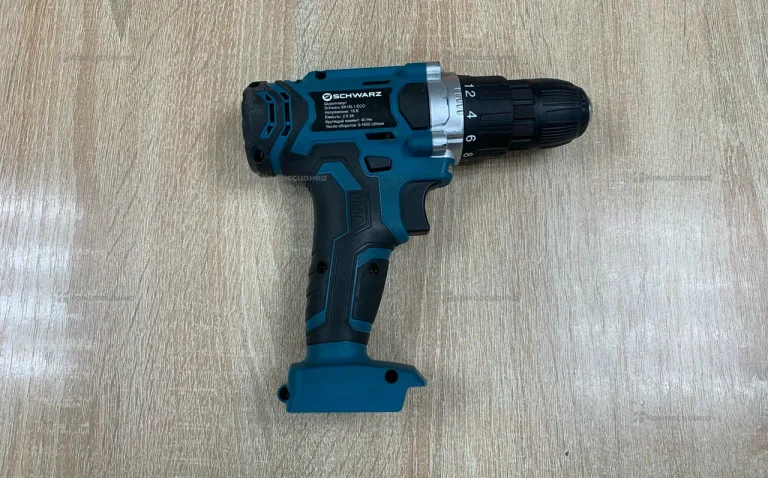 Шуруповерт Schwarz 18v