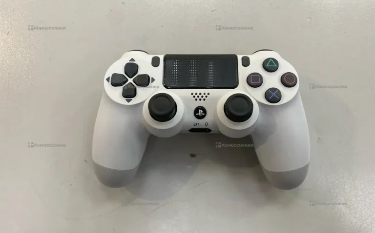 Sony ps4. Геймпад