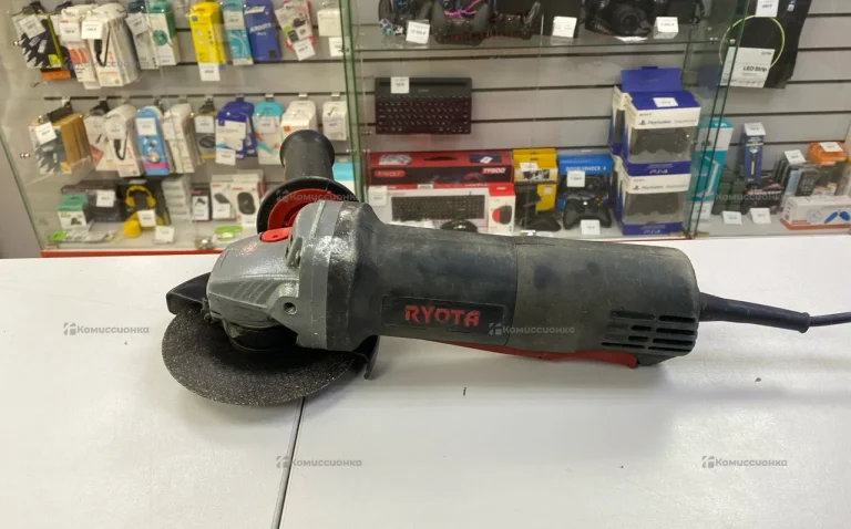 УШМ Ryota R9562