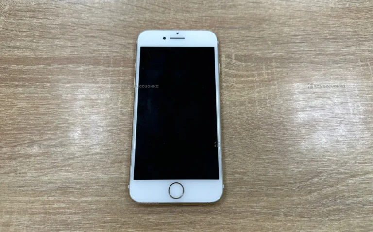 Apple iPhone 7 2/32 ГБ