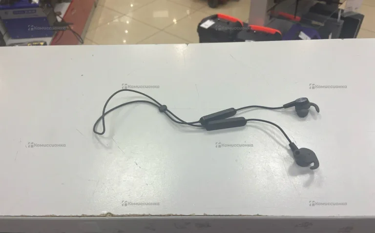 Наушники  Honor am61