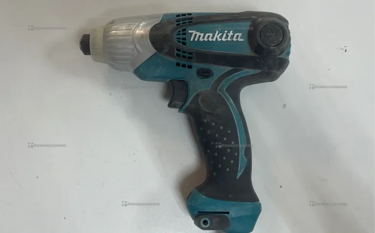 Шуруповерт Макита TD0101F