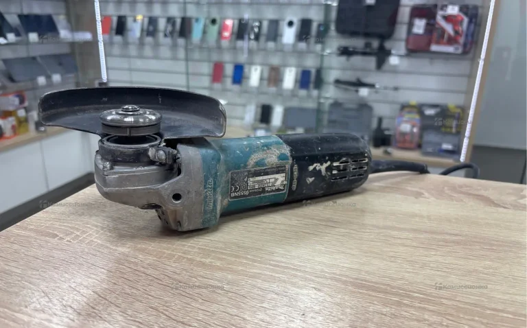 УШМ makita 9555NB