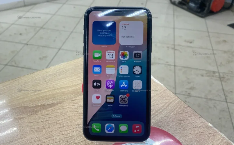 Apple iPhone 11 4/64 ГБ