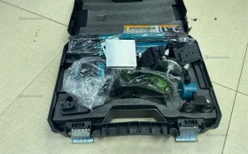 Лазерный уровень Makita.