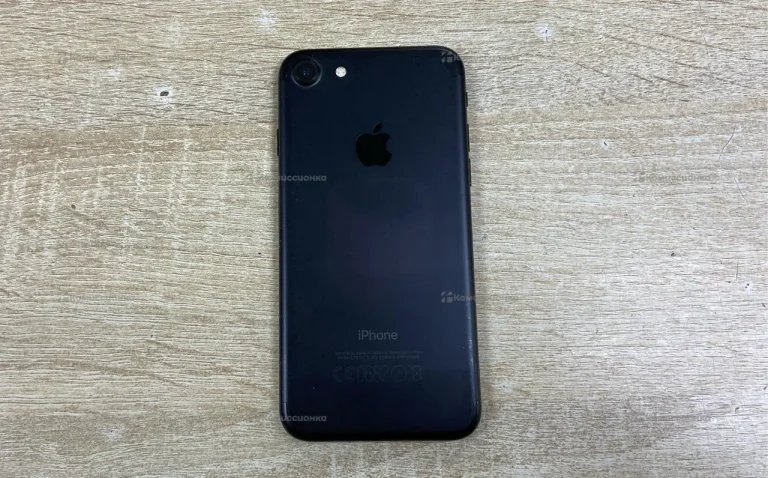 Apple iPhone 7 2/32 ГБ