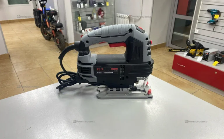 Электролобзик Pit PST90-C1