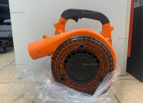 Бензиновая воздуходувка для снега и листьев