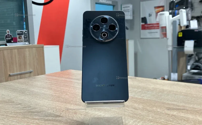 Tecno Spark 30 8/128 ГБ