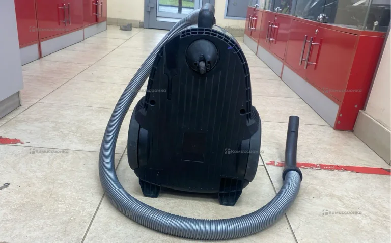 Пылесос  Bosch Sportline 2400w