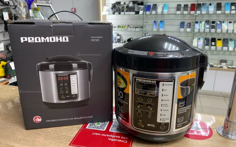 Мультиварка Redmond mc123