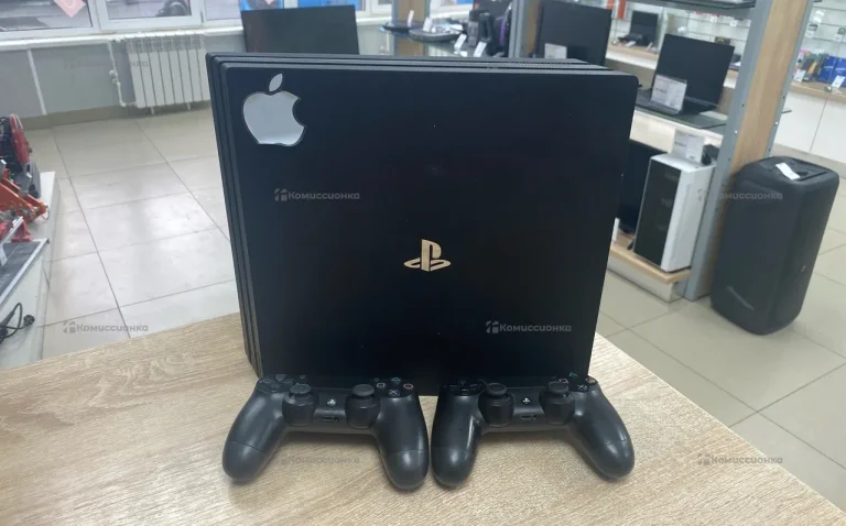 Приставка PS4. Pro 1Tb