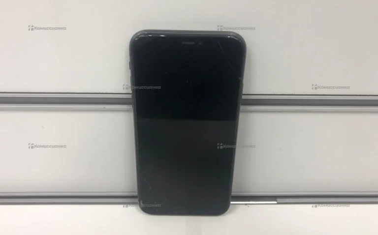 Apple iPhone 11 4/64 ГБ