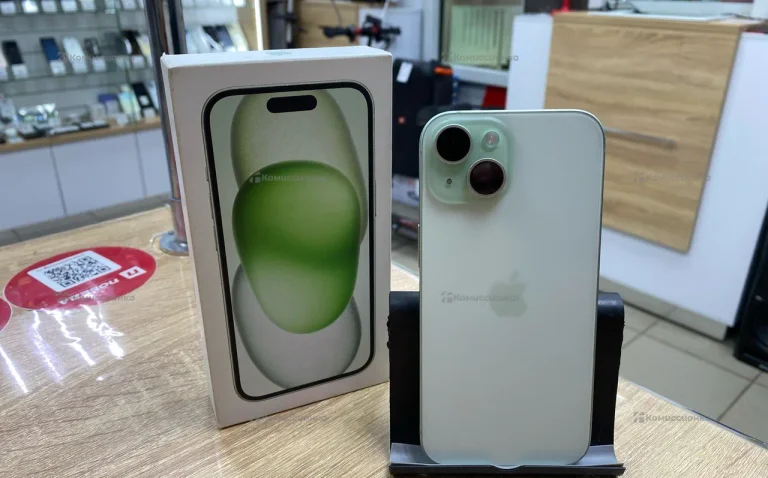 Apple iPhone 15 6/128 ГБ