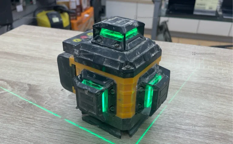 лазерный невилир dewalt