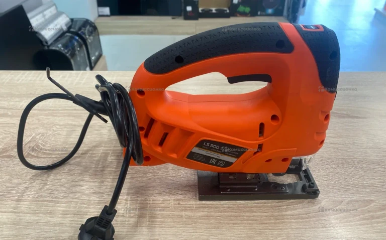лобзиковая пила patriot LS900