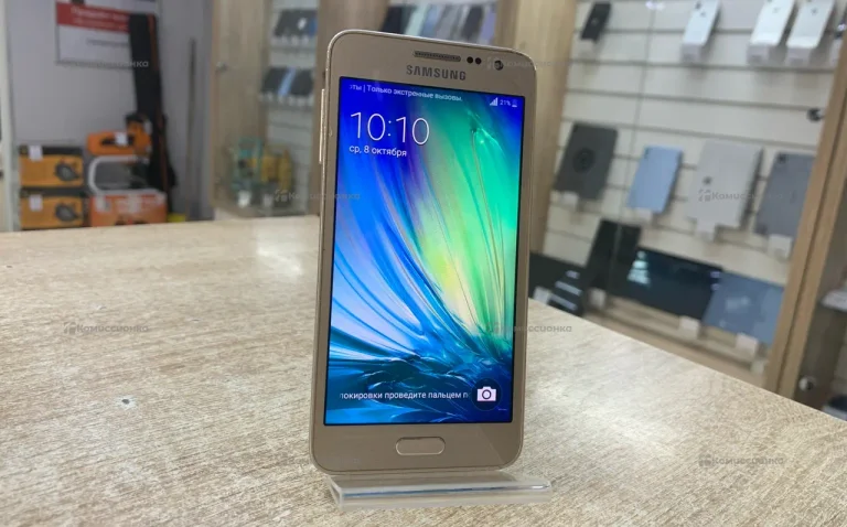 Samsung Galaxy A3 1/16 ГБ