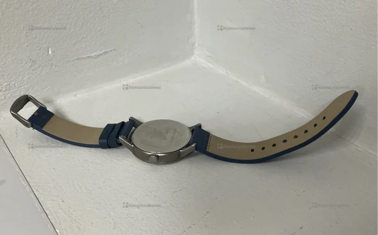 Часы  Daniel Klein