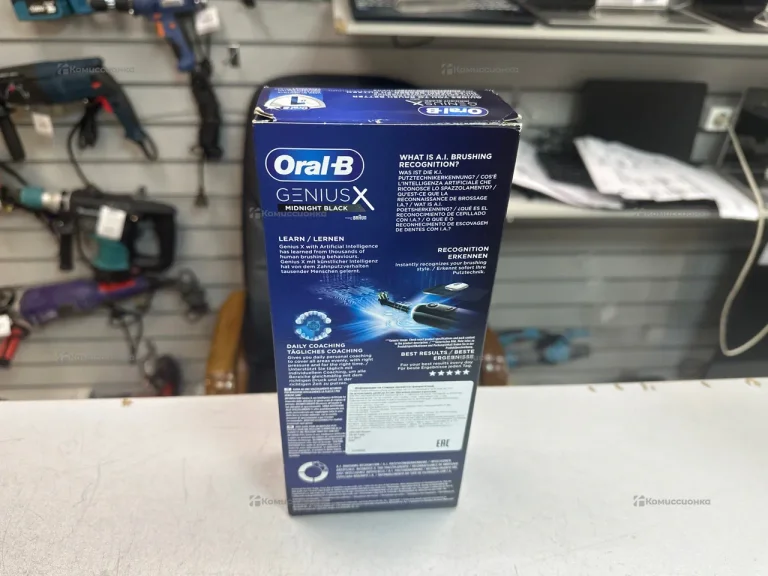Электрическая зубная щетка Oral-B X2000b