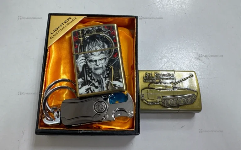 Комплект из двух зажигалок