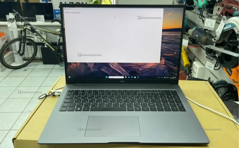 Ноутбук HONOR MagicBook X 16