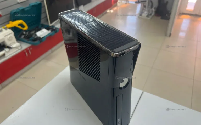 Приставка Xbox 360