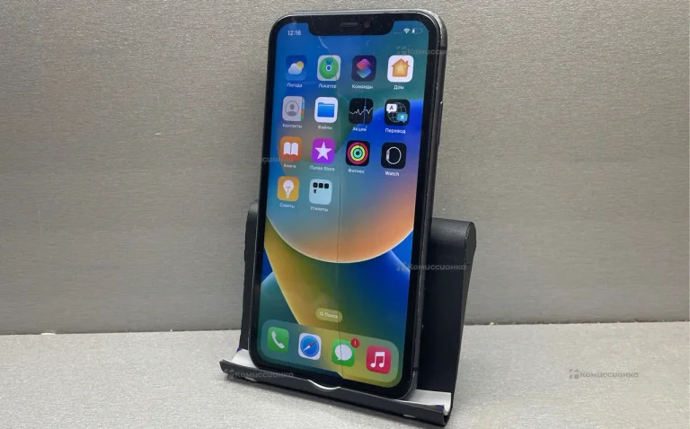 Apple iPhone 11 4/64 ГБ