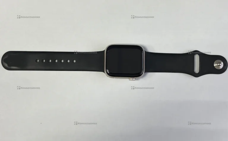 Часы  Apple Watch SE gen 2 44mm