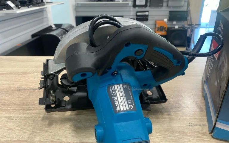 Циркулярная пила Makita HS7000