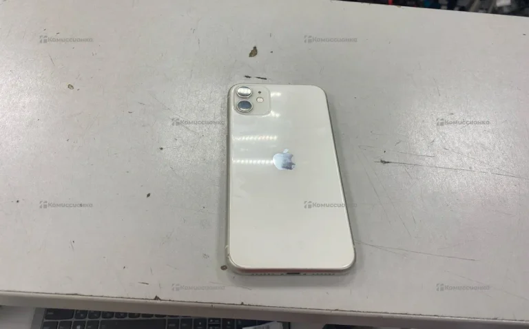 Apple iPhone 11 4/256 ГБ