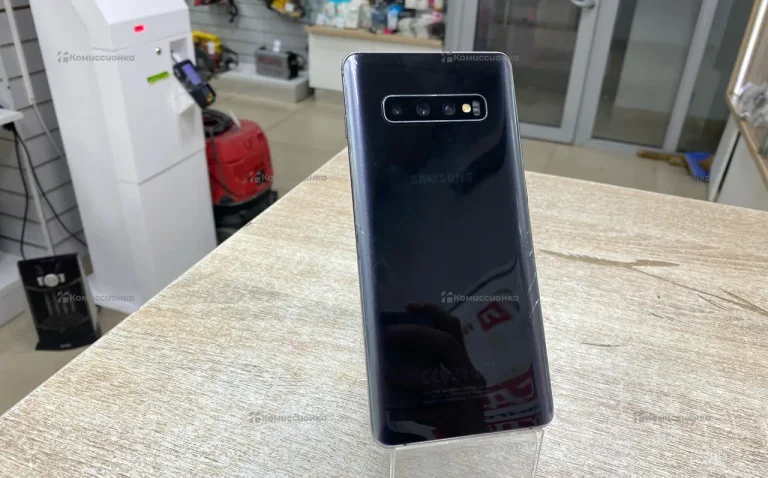 Samsung Galaxy S10+ 8/128 ГБ