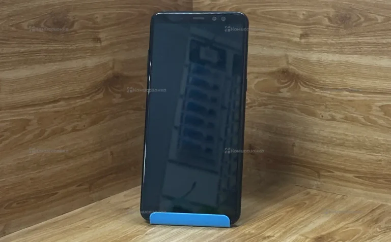 Samsung Galaxy A8+ (2018) 4/32 ГБ