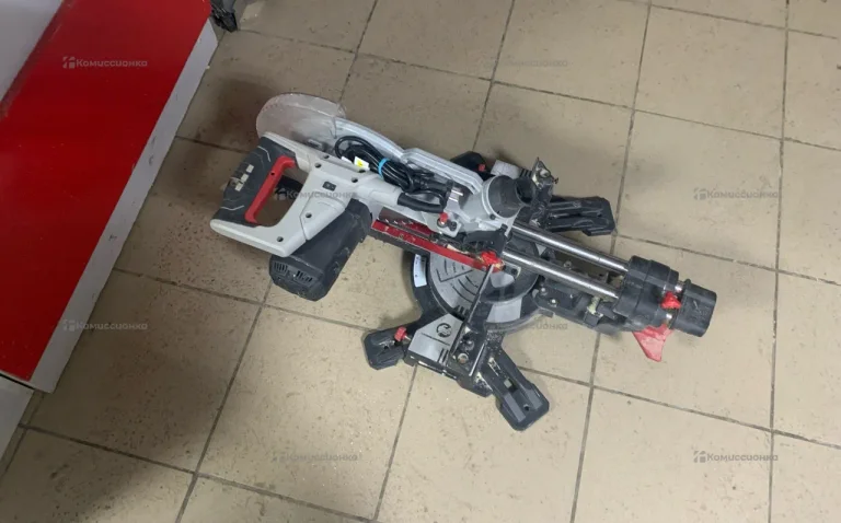 Торцевая Пила Зубр 255-1800 Lk