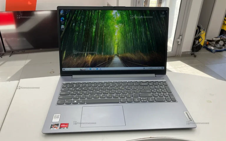 Ноутбук  Lenovo 82YU