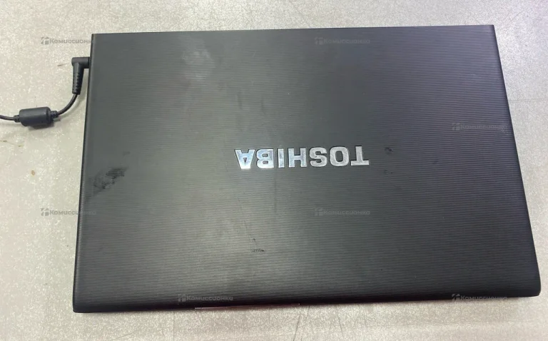 Ноутбук  Toshiba Tecra R850