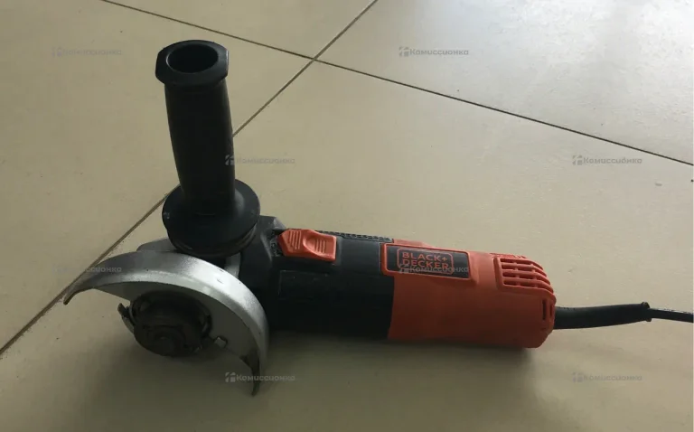 УШМ Black Decker KG8215