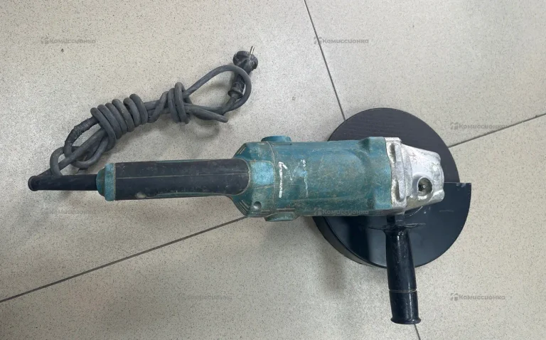 УШМ makita GA9050