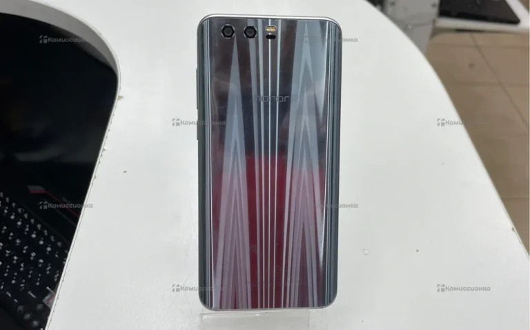 Honor 9 4/64 ГБ