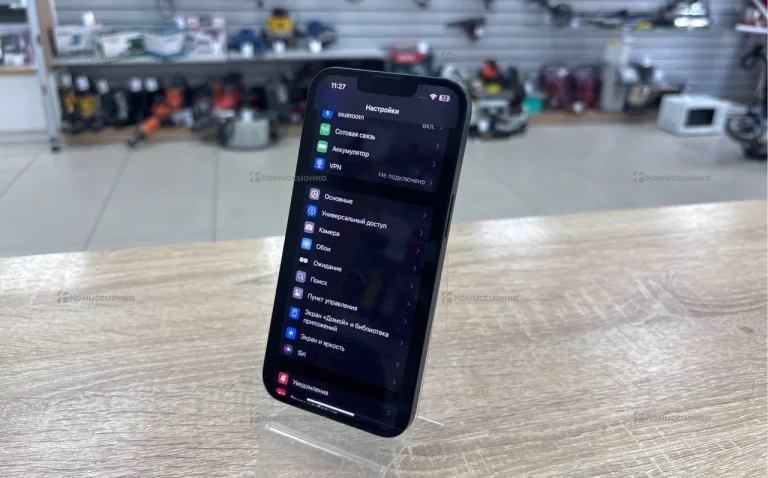 Apple iPhone 13 128 ГБ.