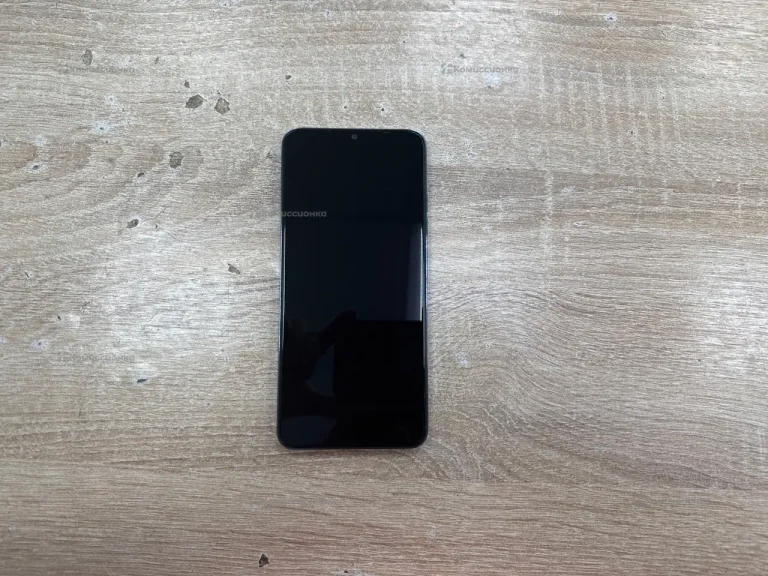 Tecno Spark 10C 4/64 ГБ