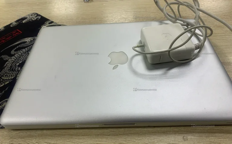Ноутбук Apple MacBook Pro 15 ( 2011 )