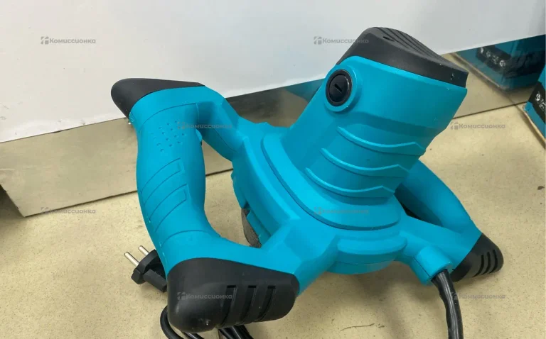 Строительный миксер Makita UTO 1800
