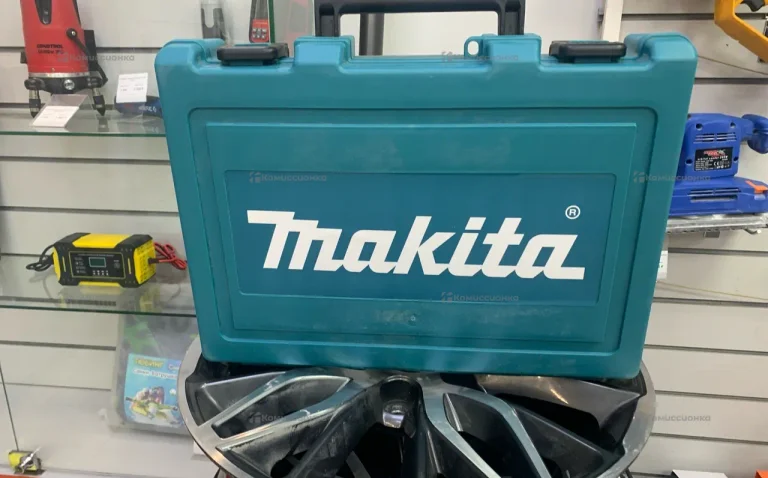 Перфоратор makita HR2470