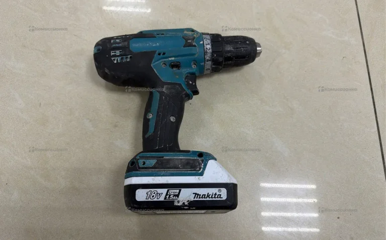 Аккумуляторный шуруповерт Makita DF488d